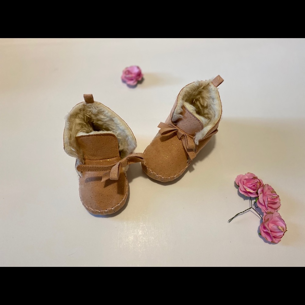 Pink Sparkly Fur Lined Booties